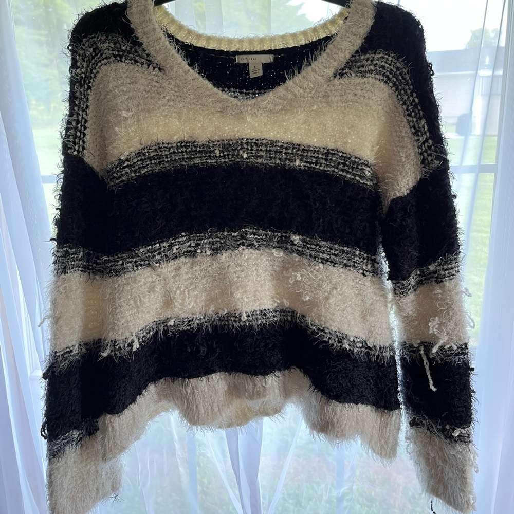 Cato Women’s Large Sweater